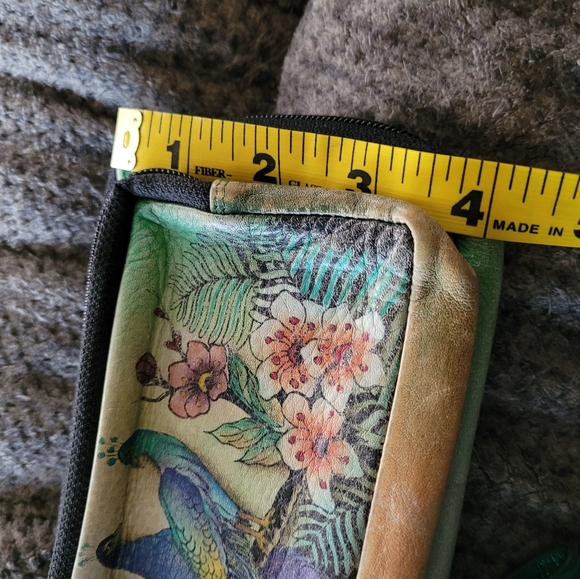 Beautiful Hand Painted soft leather Wristlet Peacock 🦚 Organizer Wallet - Picture 10 of 12